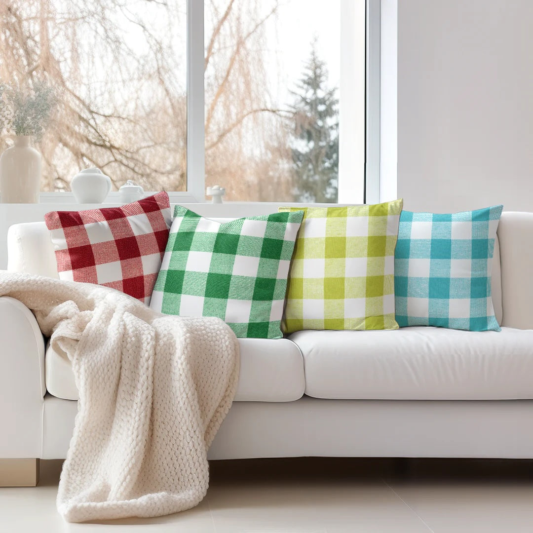 how many throw pillows should be on a couch