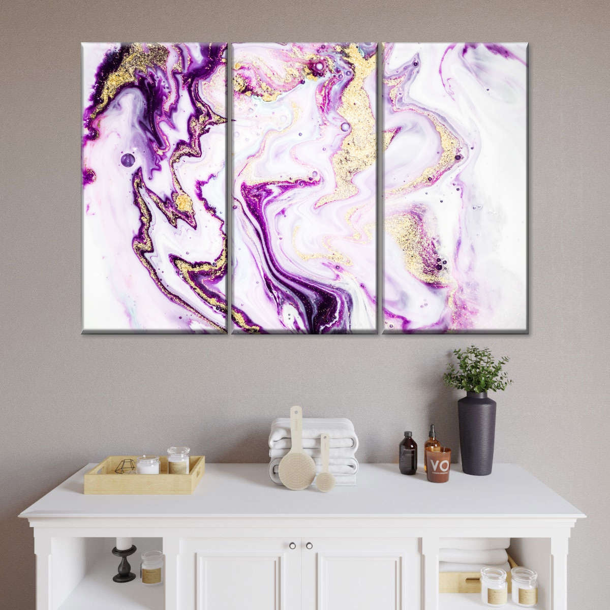 How to Decorate Your Guest or Half Bathroom